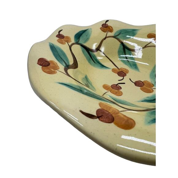 Vintage Gail Pittman Acorns Pattern Wavy Edge Serving Bowl - Picture 3 of 4